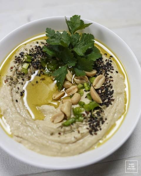 Hummus od podstaw – jak gotować ciecierzycę