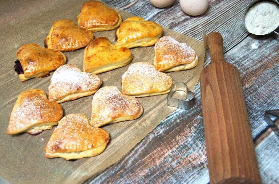 Ciasteczka walentynkowe – twarogowe z owocami i serem