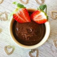Pudding czekoladowy z owoców.