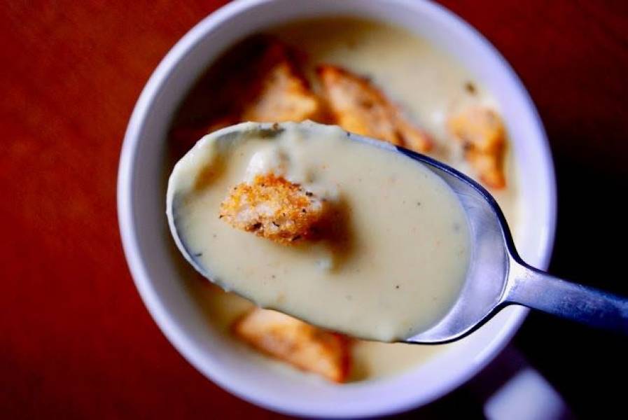 Zupa krem kalafiorowo - serowa