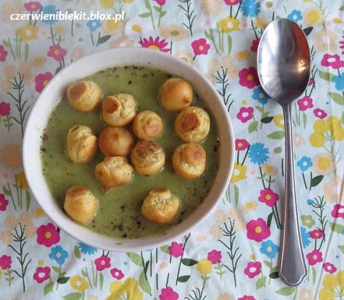 Zupa serowa z zielonej fasolki i zielonej papryki
