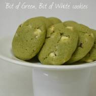 'Lots of Green, Bit of White', czyli zielone cookies z herbatą matcha i białą czekoladą...