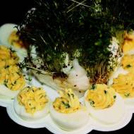 Jaja faszerowane dorszem wędzonym
