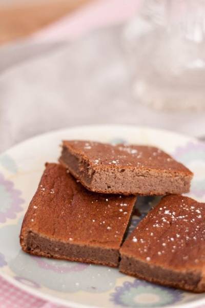 Fasolowe brownie z karobem (bez cukru, bezglutenowe)