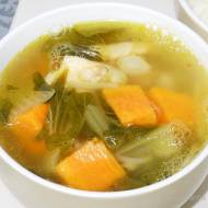 Azjatycka zupa warzywna