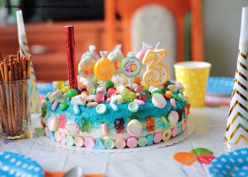 Cukierkowy tort -  3 urodziny Jasia