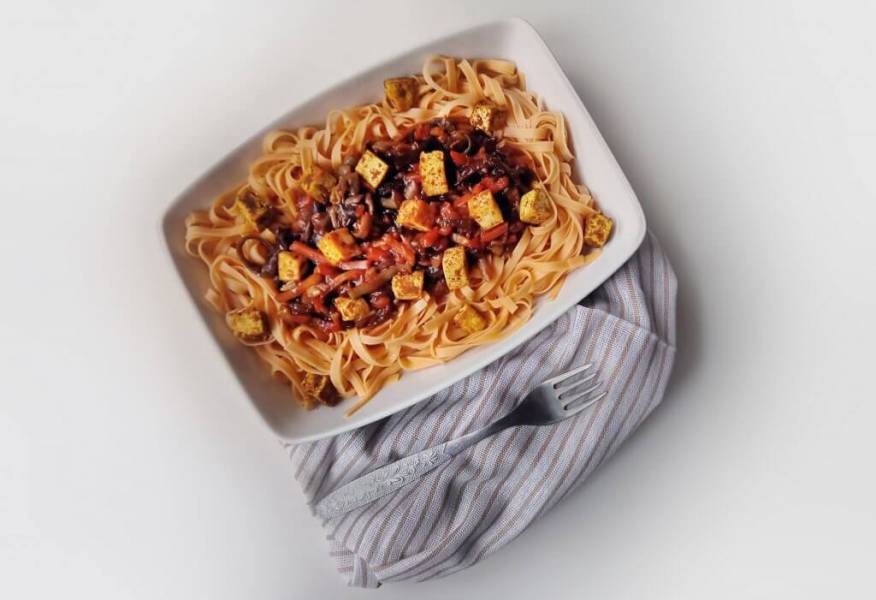 Chiński makaron z warzywami – pomysł na szybki obiad