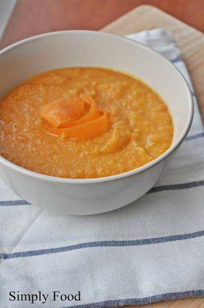 Zupa krem z marchewki i czerwonej soczewicy