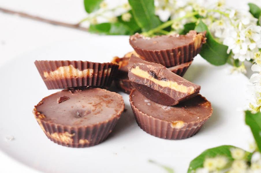 Fit Reese's - czekoladki z masłem orzechowym | dietetyczny deser |