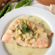 Łosoś na parze z sosem imbirowym (Salmone al vapore con crema di zenzero)