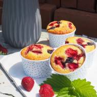 Jogurtowe muffiny z owocami