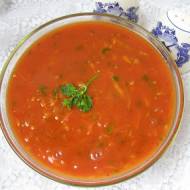 baza do potraw: sos pomidorowy domowy...