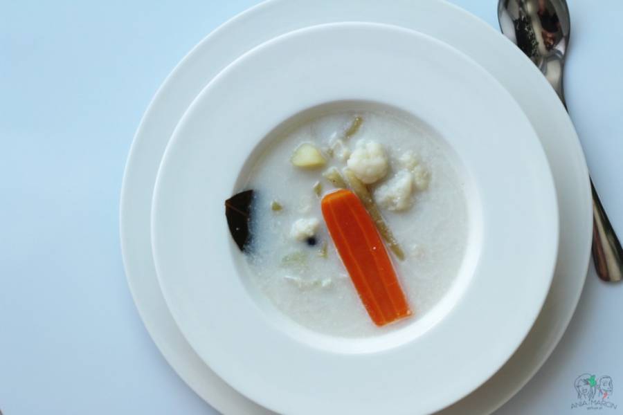 Zupa kalafiorowa z fasolką szparagową