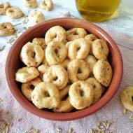 Z cyklu: Domowe pieczywo - Włoskie taralli z nasionami kopru włoskiego (Taralli al vino con semi di finocchio)
