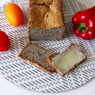 Chleb bezglutenowy bez jajek i mleka – prosty, domowy przepis