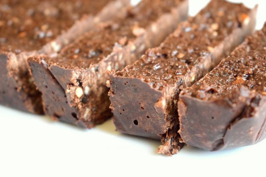Blok czekoladowy z migdałami - zdrowsza fit wersja :)