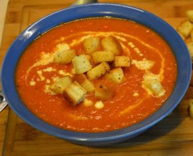 Aromatyczny krem z pomidorów - bezglutenowy i wegetariański