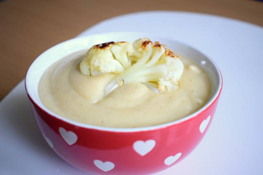 Zupa krem z pieczonego kalafiora i ziemniaków - obłędnie przepyszna :)