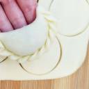 Jak zrobić ciasto na pierogi z masłem i jajkiem
