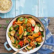 Marokański tadżin (tagine) z warzywami i ciecierzycą - wegetariański