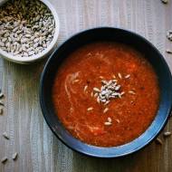 Pomidorowa zupa krem z czerwoną soczewicą