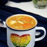 Gęsta zupa z czerwonej soczewicy