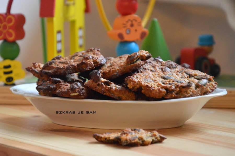 Orzechowe ciasteczka z pestkami dyni - bez glutenu, cukru i jajek