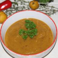 Rozgrzewająca, warzywna zupa-krem z kasztanami i 