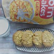 Śniadaniowe ciasteczka orzechowo-kukurydziane