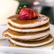 Klasyczne pancake’sy z syropem klonowym