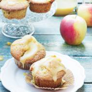Muffinki jabłkowe z kardamonem i karmelem