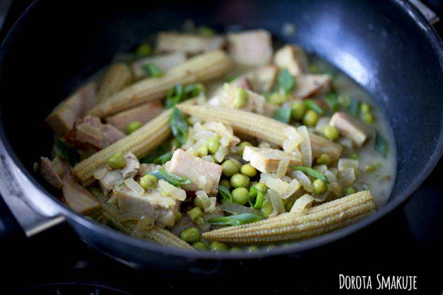 Zielone curry z szynką