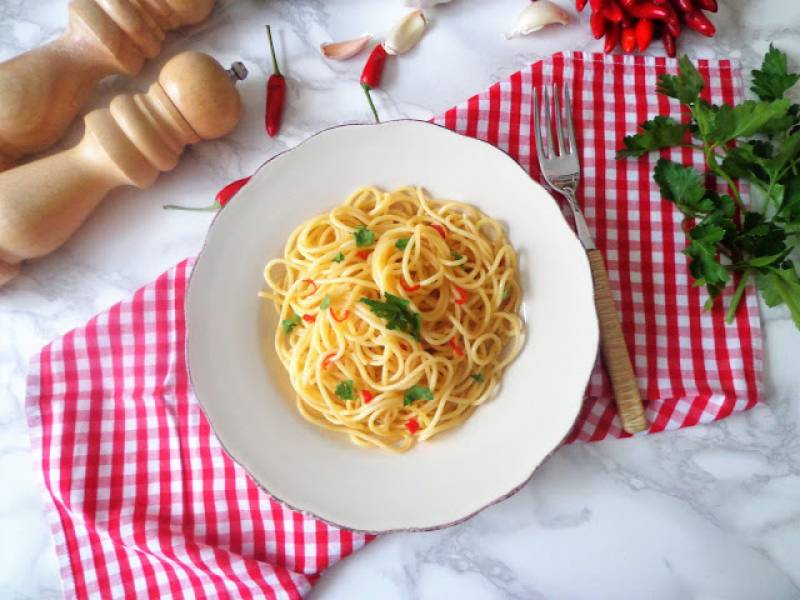 Spaghetti aglio, olio e peperoncino