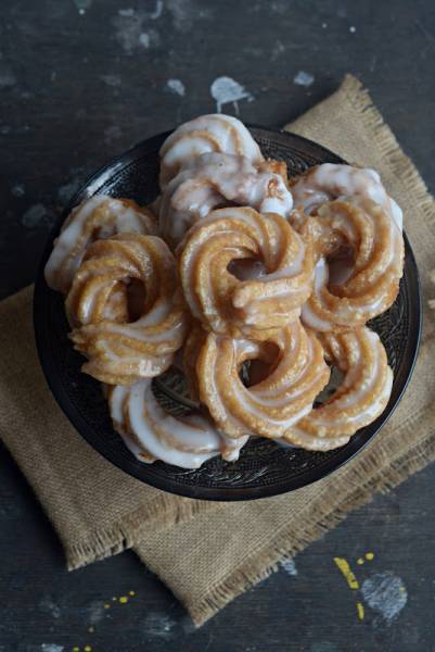 Pączki wiedeńskie, hiszpanki, gniazdka