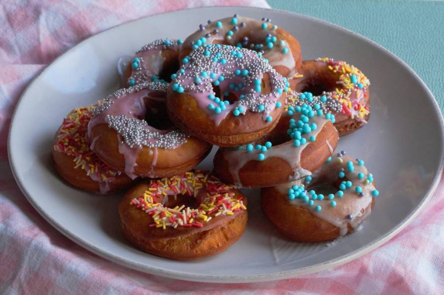 Wegańskie donuts czyli pączki z dziurką
