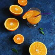 Świeży sok z pomarańczy i innych cytrusów