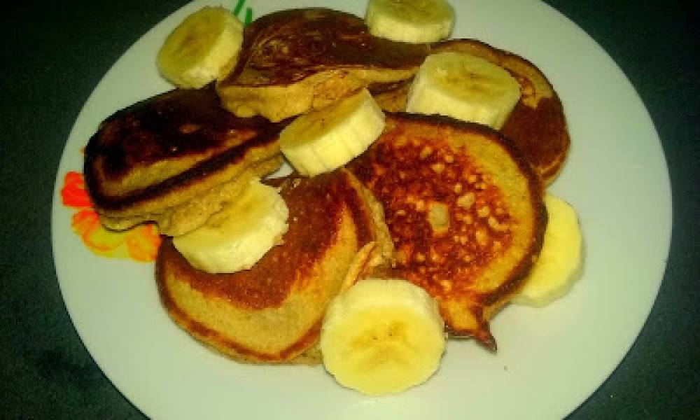 Owsiano-bananowe pancakes