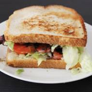 Amerykańska kanapka BLT (American BLT Sandwich)