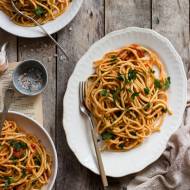 Strangozzi alla spoletina - makaron z pomidorami, chilli i natką pietruszki