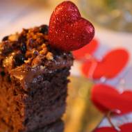 Pyszne kakaowe ciasto dla zakochanych