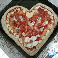 Walentynkowa pizza
