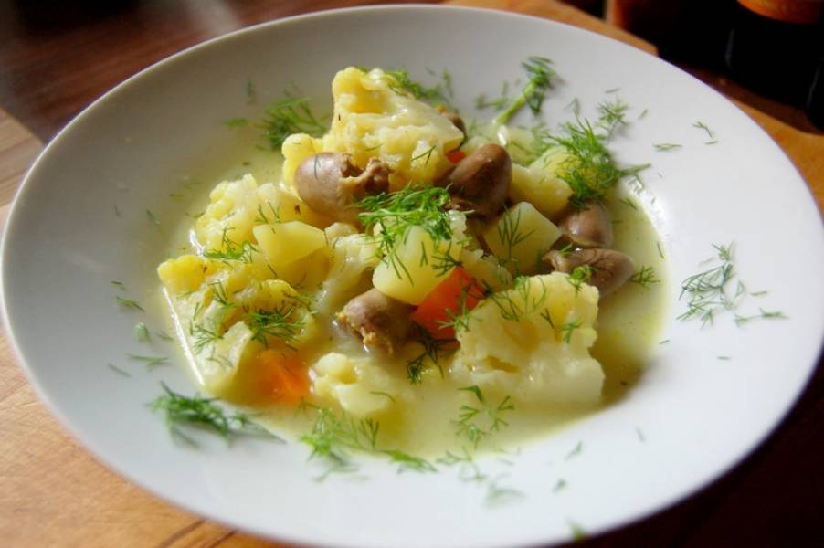 ” Amore kalafiore ” , zupa kalafiorowa na serduszkach