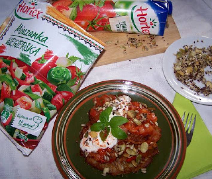 Placki ziemniaczane z węgierskim gulaszem warzywnym