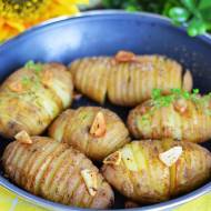Ziołowo-maślane pieczone ziemniaki