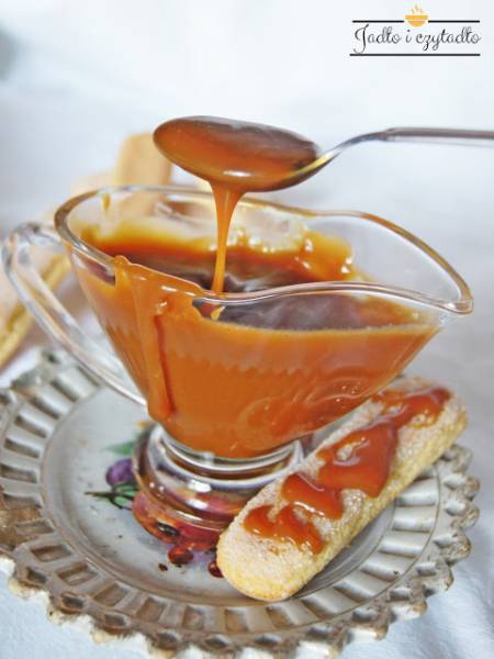 Słony karmel - idealny sos do deserów!