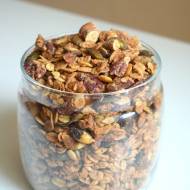 Zdrowa granola orzechowa - z masłem orzechowym i tahini :)