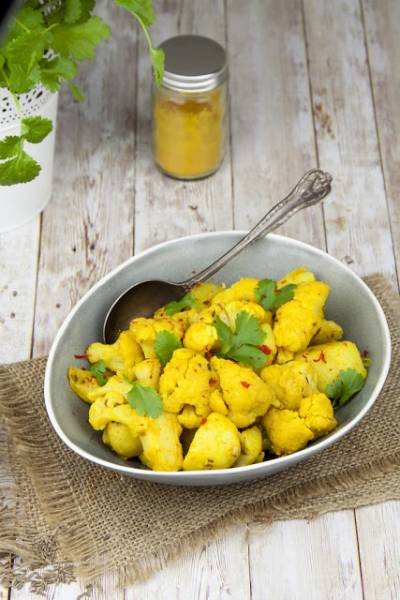 Curry z ziemniaków i kalafiora