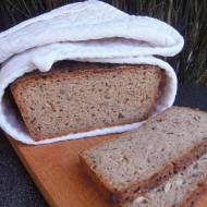 Chleb razowy na zaczynie z czerstwego chleba z dodatkiem mąki z pszenicy Durum