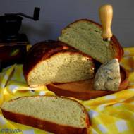 Chleb z serem pleśniowym