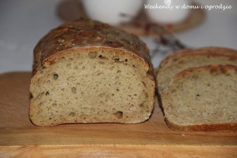 Chleb podwójnie dyniowy na zakwasie i 